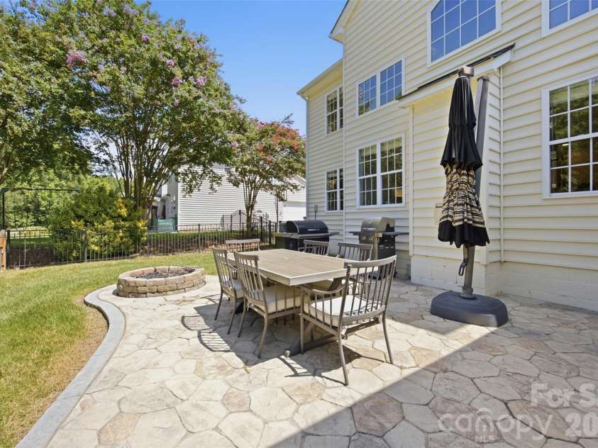 9624 Belloak Lane, Waxhaw, NC 28173.  MLS# CAR4408548, YatesRealty ID 45663. Back Patio