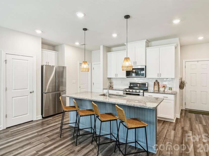 2513 Greenmarket Drive, Charlotte, NC 28217.  MLS# CAR4412330, YatesRealty ID 45665. 