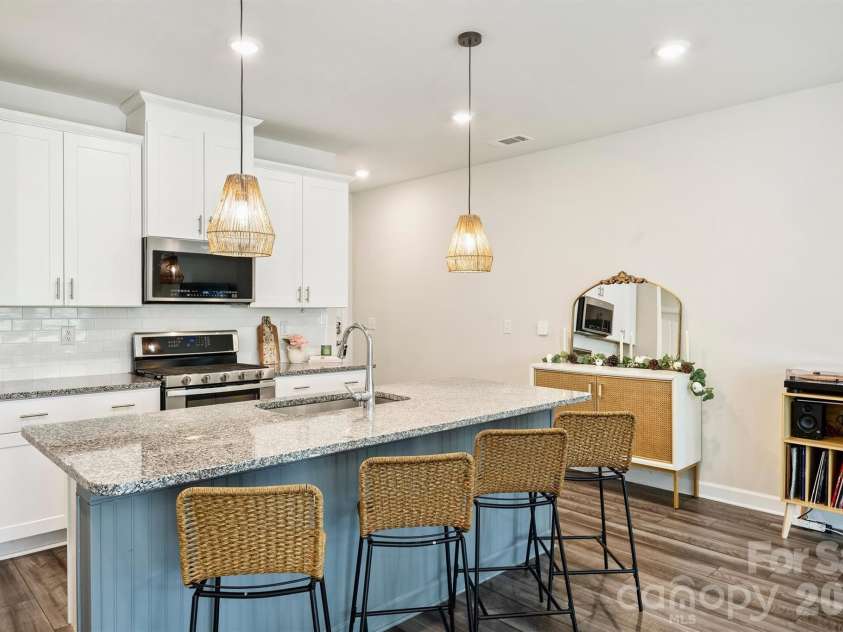 2513 Greenmarket Drive, Charlotte, NC 28217.  MLS# CAR4412330, YatesRealty ID 45665. 