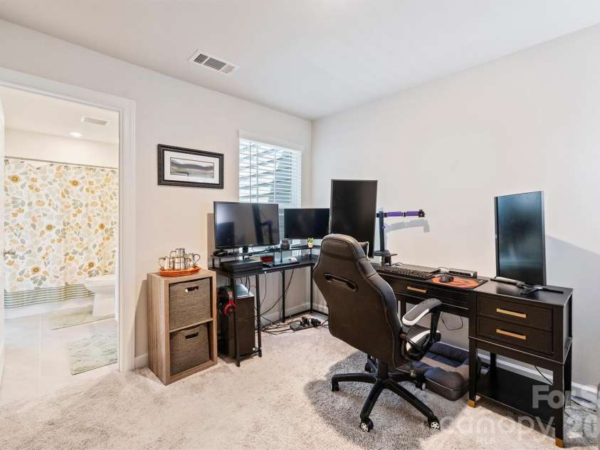 2513 Greenmarket Drive, Charlotte, NC 28217.  MLS# CAR4412330, YatesRealty ID 45665. 