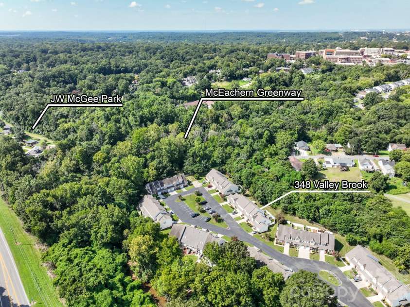 348 Valley Brook Lane, Concord, NC 28025.  MLS# CAR4415653, YatesRealty ID 45666. 