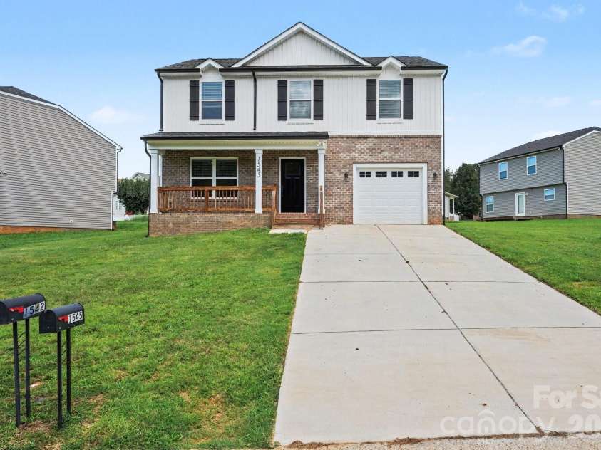 1545 Mayfair Drive, Conover, NC 28613.  MLS# CAR4416132, YatesRealty ID 45668. 