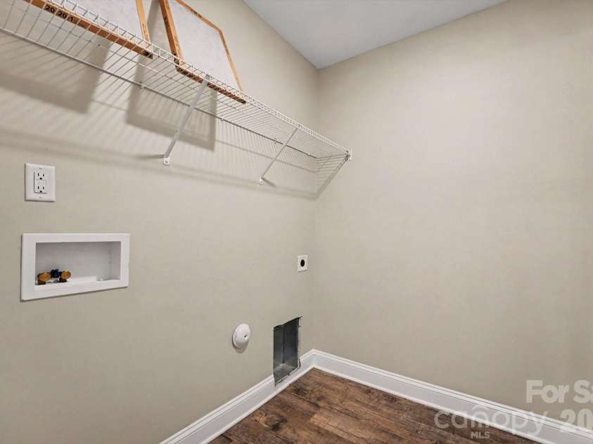 1545 Mayfair Drive, Conover, NC 28613.  MLS# CAR4416132, YatesRealty ID 45668. 