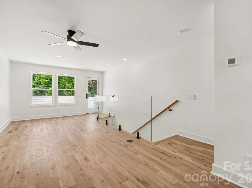 3024 Walter Street, Charlotte, NC 28208.  MLS# CAR4401144, YatesRealty ID 45669. 