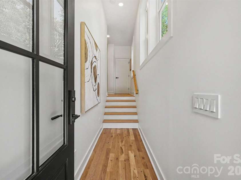 3024 Walter Street, Charlotte, NC 28208.  MLS# CAR4401144, YatesRealty ID 45669. 
