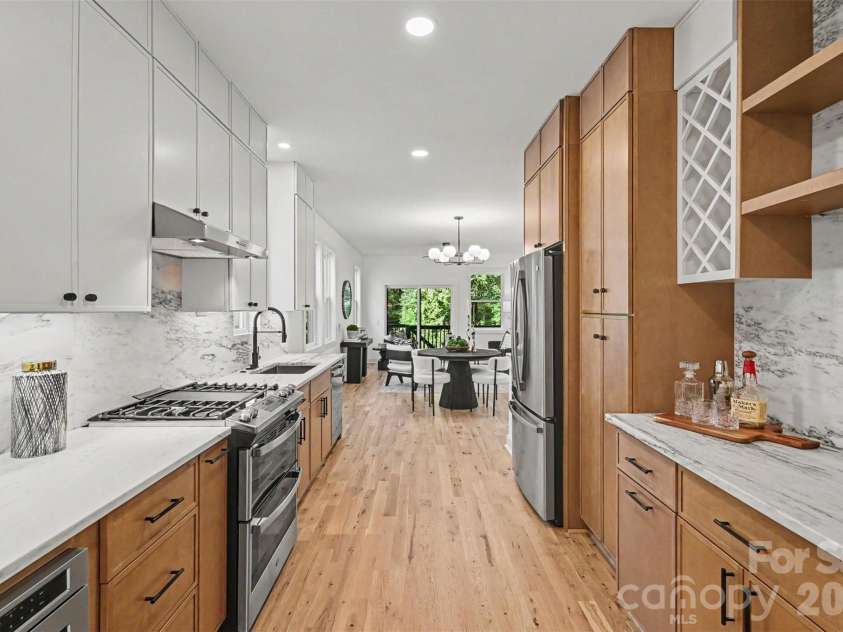 3024 Walter Street, Charlotte, NC 28208.  MLS# CAR4401144, YatesRealty ID 45669. 