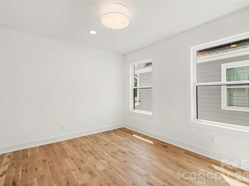 3024 Walter Street, Charlotte, NC 28208.  MLS# CAR4401144, YatesRealty ID 45669. Bedroom 2