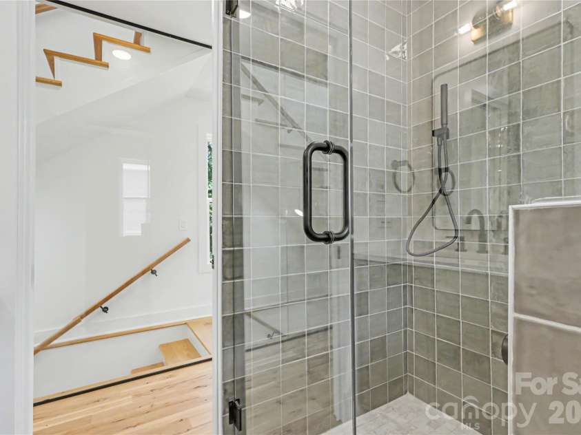 3024 Walter Street, Charlotte, NC 28208.  MLS# CAR4401144, YatesRealty ID 45669. Guest bath with walk-in shower