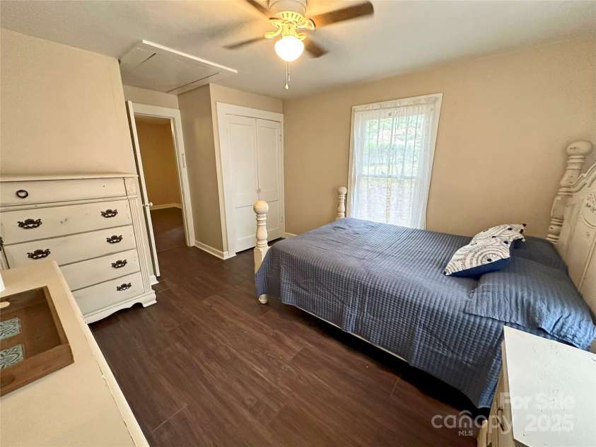 212 Pethel Street, Kannapolis, NC 28081.  MLS# CAR4184573, YatesRealty ID 4567. 