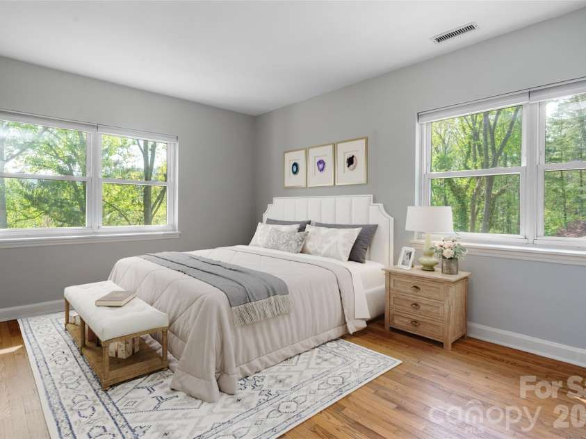 114 Cambridge Road, Asheville, NC 28804.  MLS# CAR4415783, YatesRealty ID 45672. Virtually staged upper bedroom