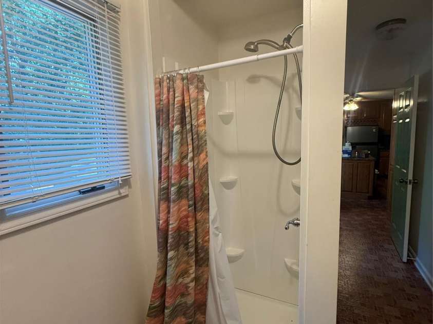2015 39th Avenue, Hickory, NC 28601.  MLS# CAR4416463, YatesRealty ID 45674. 