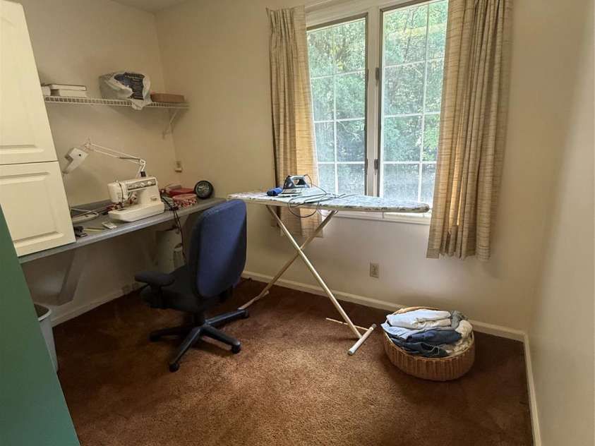 2015 39th Avenue, Hickory, NC 28601.  MLS# CAR4416463, YatesRealty ID 45674. 