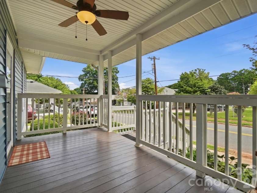 412 Link Street, Fort Mill, SC 29715.  MLS# CAR4416613, YatesRealty ID 45675. Spacious covered front porch with ceiling fan
