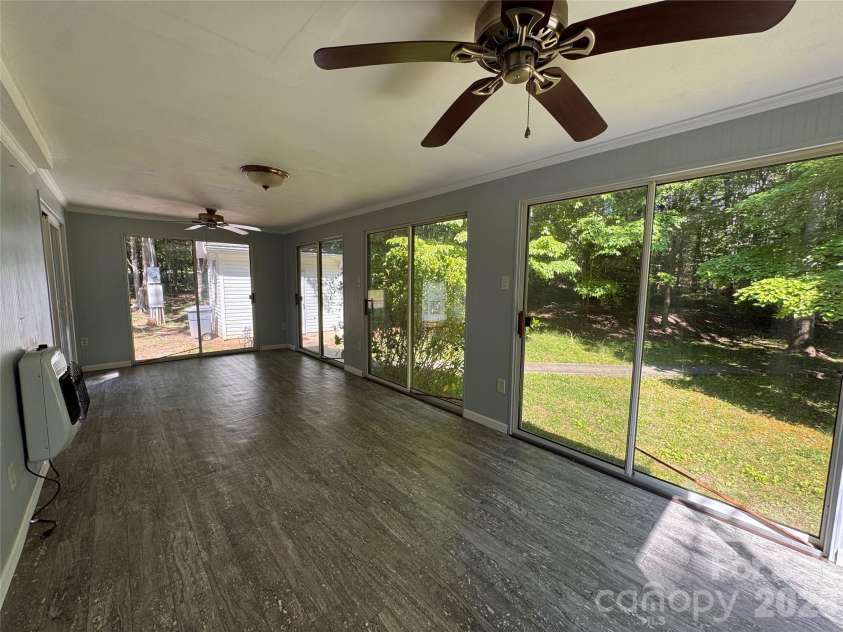205 Star Road, York, SC 29745.  MLS# CAR4347804, YatesRealty ID 4568. 