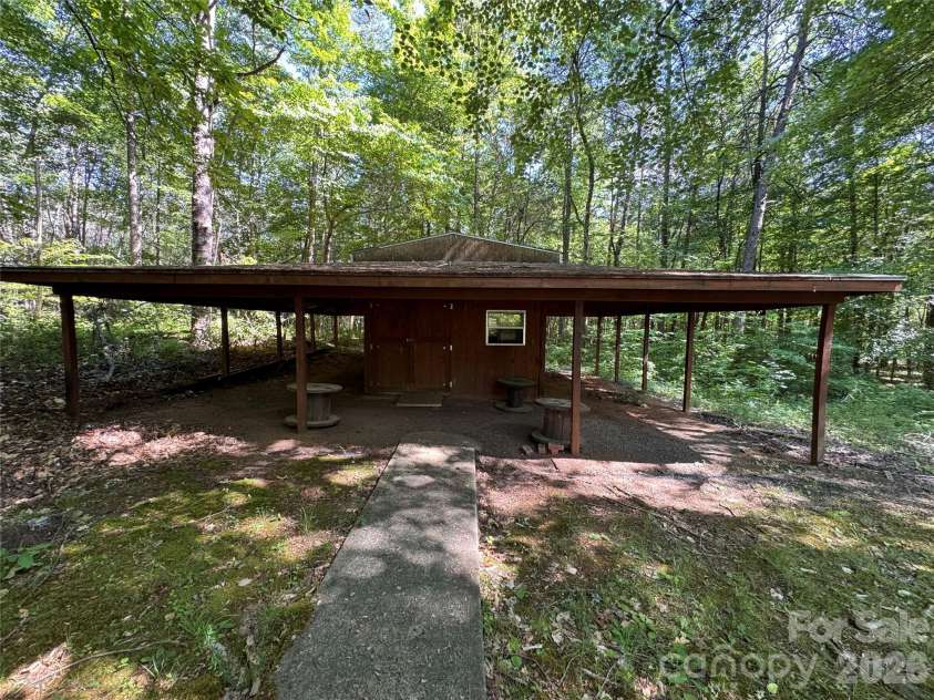 205 Star Road, York, SC 29745.  MLS# CAR4347804, YatesRealty ID 4568. 