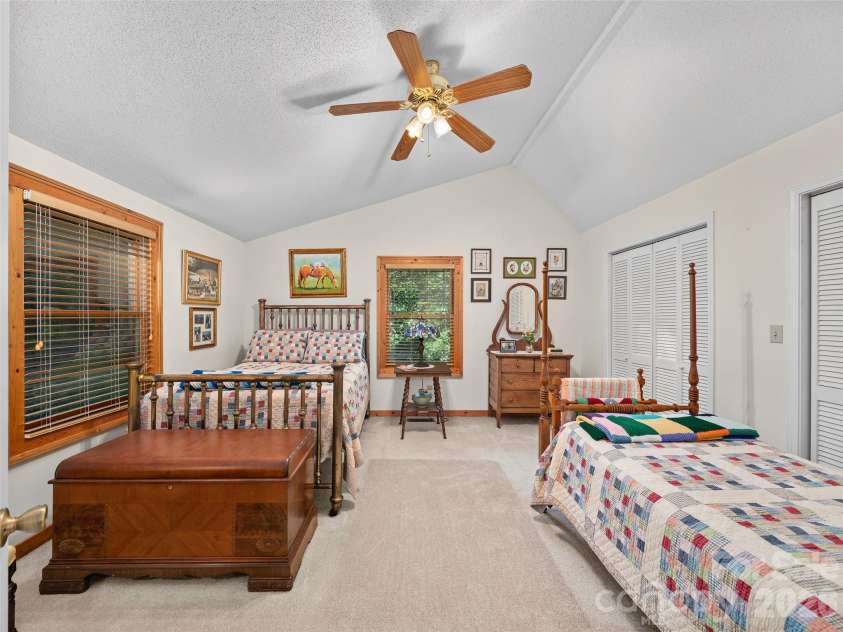 185 Blue Bird Lane, Spruce Pine, NC 28777.  MLS# CAR4416749, YatesRealty ID 45682. 