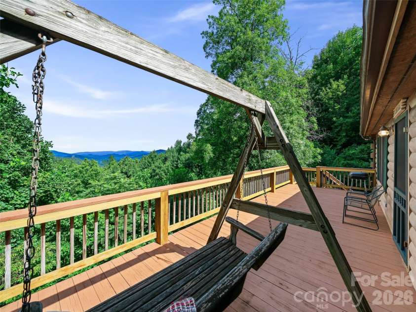 185 Blue Bird Lane, Spruce Pine, NC 28777.  MLS# CAR4416749, YatesRealty ID 45682. 