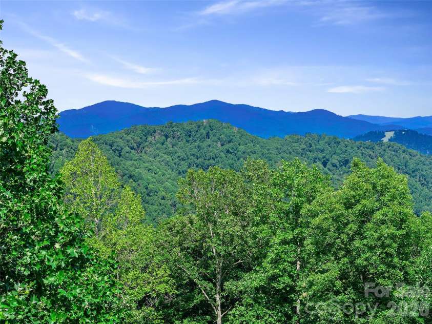 185 Blue Bird Lane, Spruce Pine, NC 28777.  MLS# CAR4416749, YatesRealty ID 45682. 