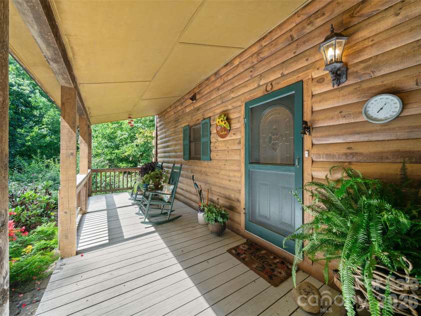 185 Blue Bird Lane, Spruce Pine, NC 28777.  MLS# CAR4416749, YatesRealty ID 45682. 