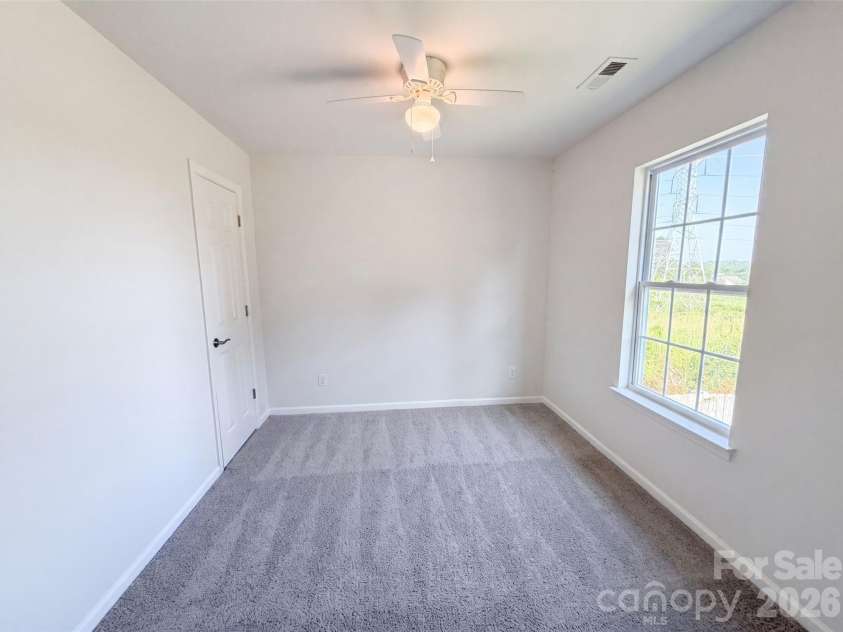 10933 Pointer Ridge Drive, Charlotte, NC 28214.  MLS# CAR4416762, YatesRealty ID 45683. 