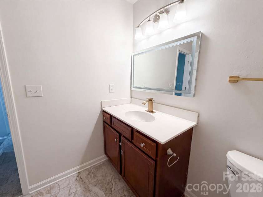 10933 Pointer Ridge Drive, Charlotte, NC 28214.  MLS# CAR4416762, YatesRealty ID 45683. 