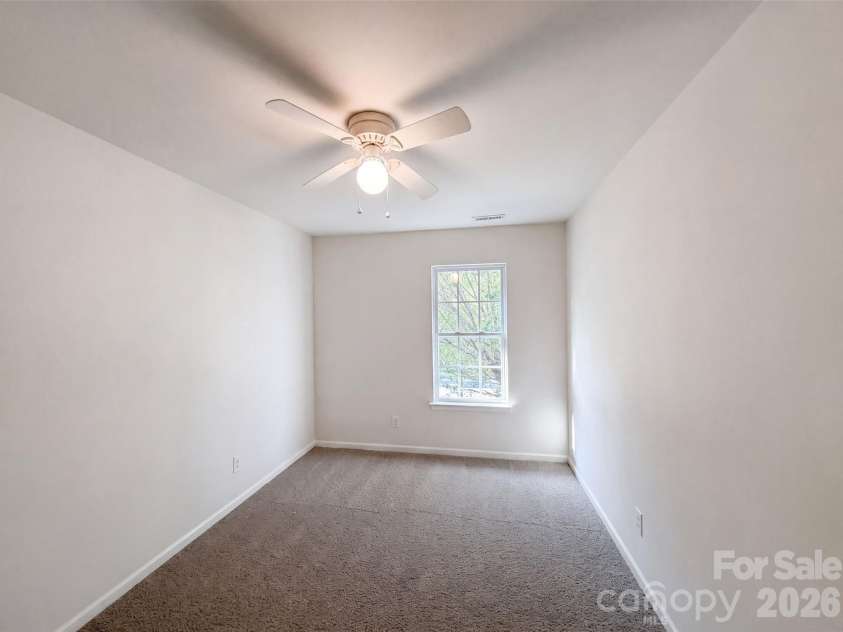 10933 Pointer Ridge Drive, Charlotte, NC 28214.  MLS# CAR4416762, YatesRealty ID 45683. 