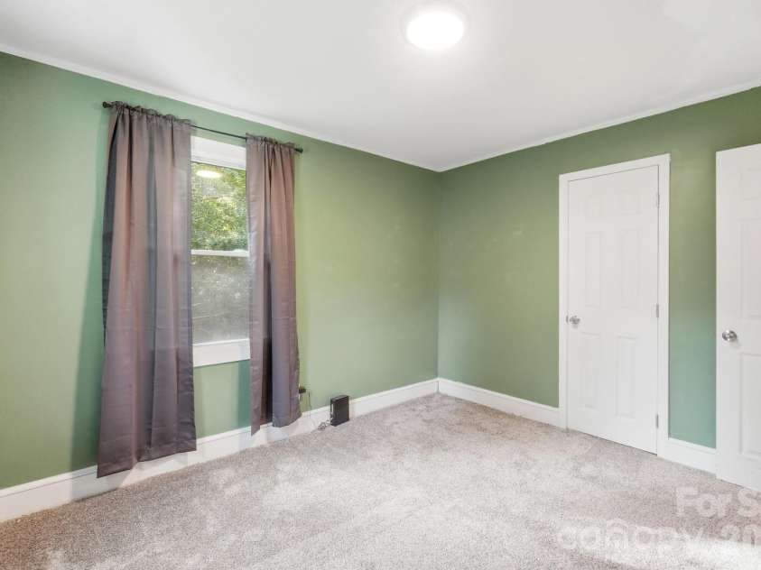 817 Dunlap Street, Lancaster, SC 29720.  MLS# CAR4416744, YatesRealty ID 45684. 