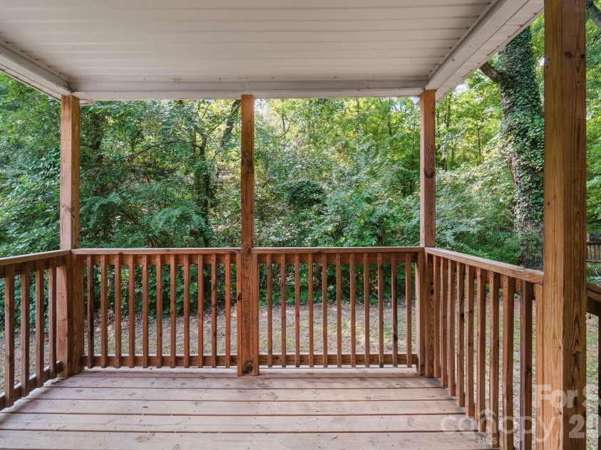 817 Dunlap Street, Lancaster, SC 29720.  MLS# CAR4416744, YatesRealty ID 45684. 