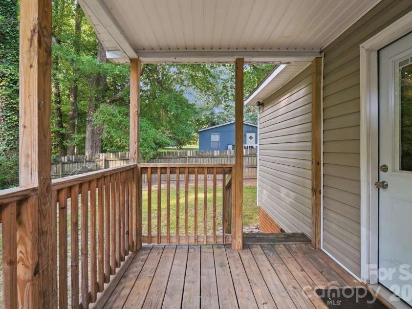817 Dunlap Street, Lancaster, SC 29720.  MLS# CAR4416744, YatesRealty ID 45684. 