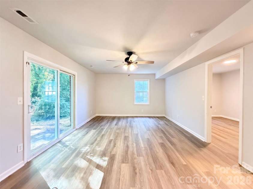 2717 O Hara Drive, Charlotte, NC 28273.  MLS# CAR4416770, YatesRealty ID 45686. 