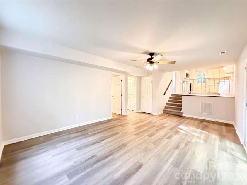 2717 O Hara Drive, Charlotte, NC 28273.  MLS# CAR4416770, YatesRealty ID 45686. 