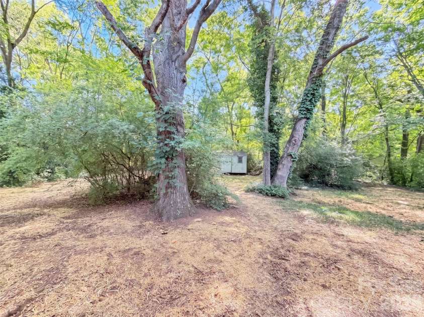 2717 O Hara Drive, Charlotte, NC 28273.  MLS# CAR4416770, YatesRealty ID 45686. 
