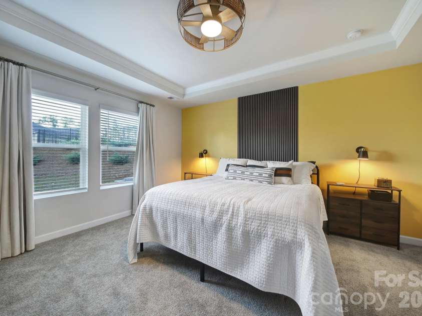 1117 Alicante Avenue, Charlotte, NC 28214.  MLS# CAR4409701, YatesRealty ID 45688. 