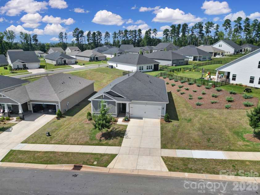 1117 Alicante Avenue, Charlotte, NC 28214.  MLS# CAR4409701, YatesRealty ID 45688. 