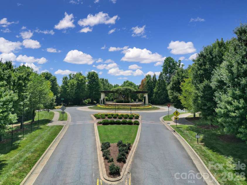 1117 Alicante Avenue, Charlotte, NC 28214.  MLS# CAR4409701, YatesRealty ID 45688. 