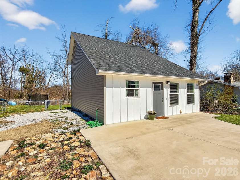 116 Bostic Street, Marion, NC 28752.  MLS# CAR4355799, YatesRealty ID 4569. 