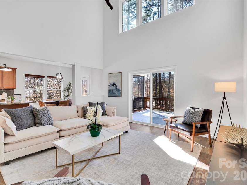 8214 Aspen Court, Charlotte, NC 28227.  MLS# CAR4272999, YatesRealty ID 4569. 