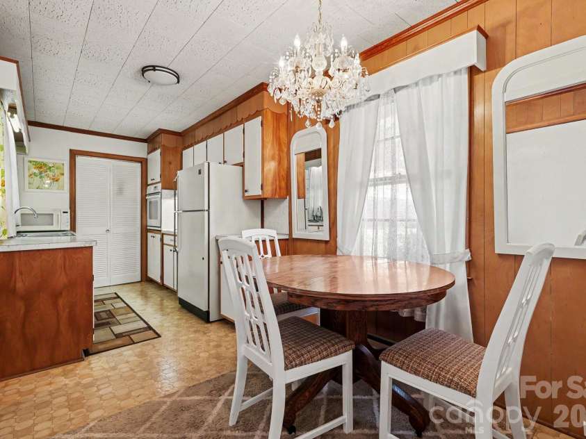 2997 Flat Creek Road, Lancaster, SC 29720.  MLS# CAR4415860, YatesRealty ID 45691. 