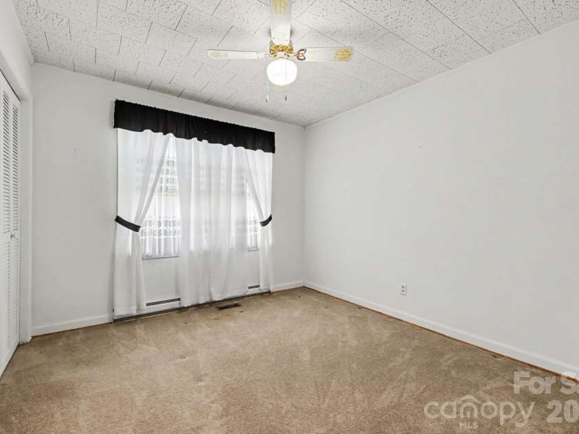2997 Flat Creek Road, Lancaster, SC 29720.  MLS# CAR4415860, YatesRealty ID 45691. 