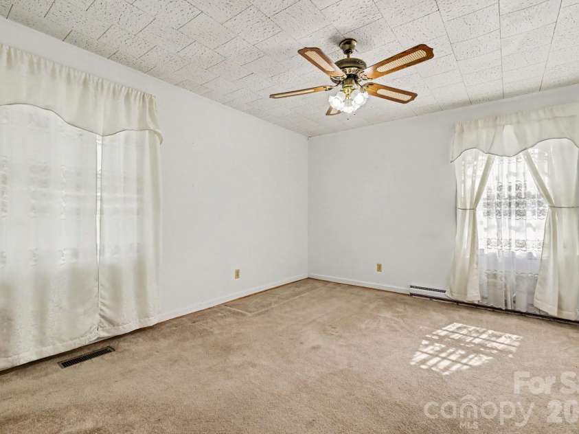 2997 Flat Creek Road, Lancaster, SC 29720.  MLS# CAR4415860, YatesRealty ID 45691. 