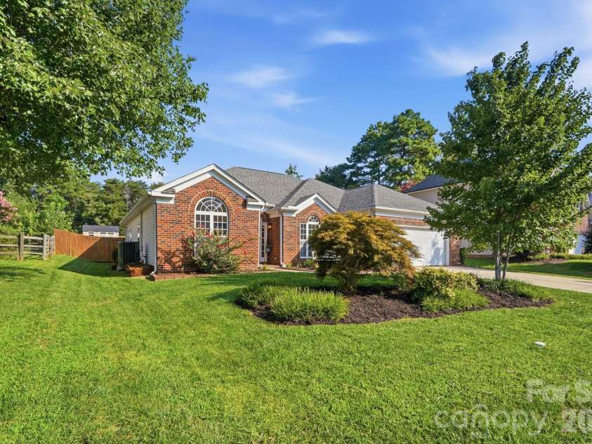 7877 Sedgebrook Drive, Stanley, NC 28164.  MLS# CAR4415944, YatesRealty ID 45692. 