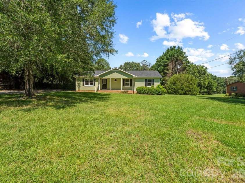 517 Elm Street, Locust, NC 28097.  MLS# CAR4416638, YatesRealty ID 45693. 