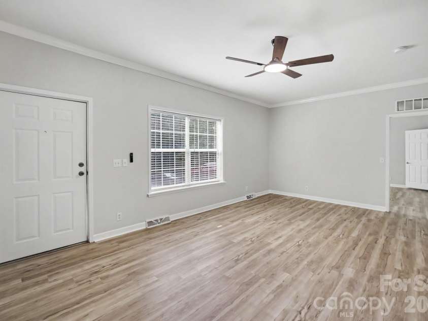 303 Hardin Circle, Grover, NC 28073.  MLS# CAR4414952, YatesRealty ID 45695. 