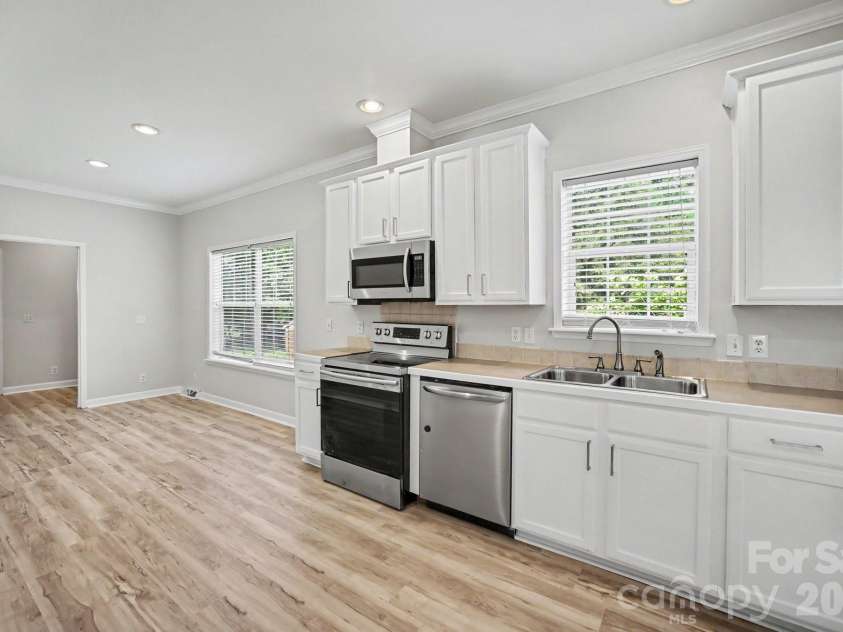 303 Hardin Circle, Grover, NC 28073.  MLS# CAR4414952, YatesRealty ID 45695. 