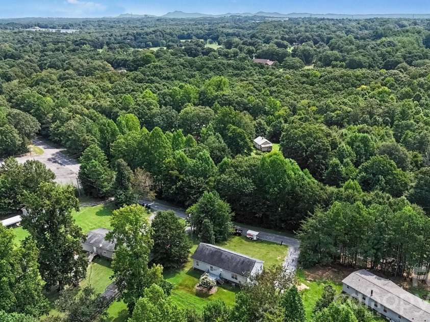 303 Hardin Circle, Grover, NC 28073.  MLS# CAR4414952, YatesRealty ID 45695. 