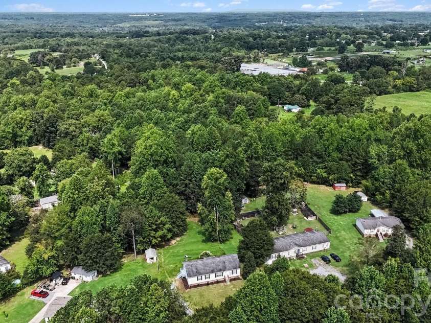 303 Hardin Circle, Grover, NC 28073.  MLS# CAR4414952, YatesRealty ID 45695. 