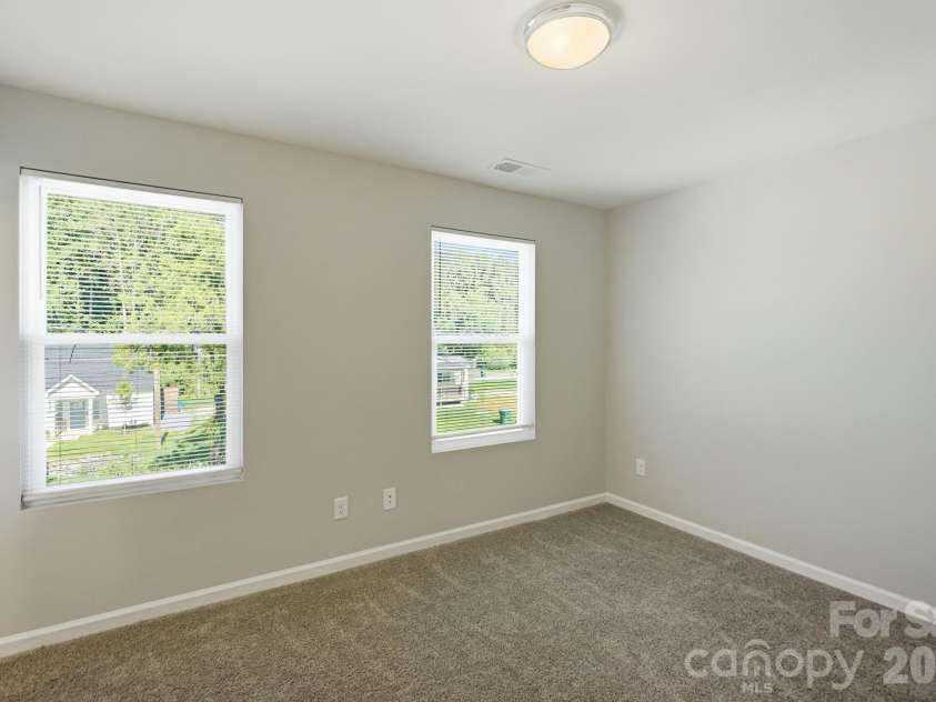 603 10th Street, Bessemer City, NC 28016.  MLS# CAR4415989, YatesRealty ID 45697. 