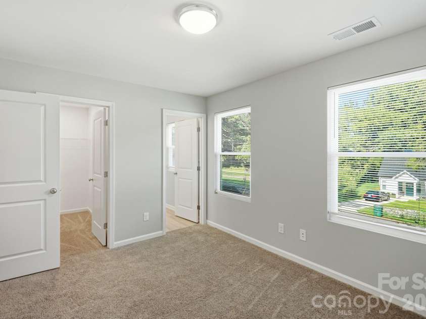 603 10th Street, Bessemer City, NC 28016.  MLS# CAR4415989, YatesRealty ID 45697. 