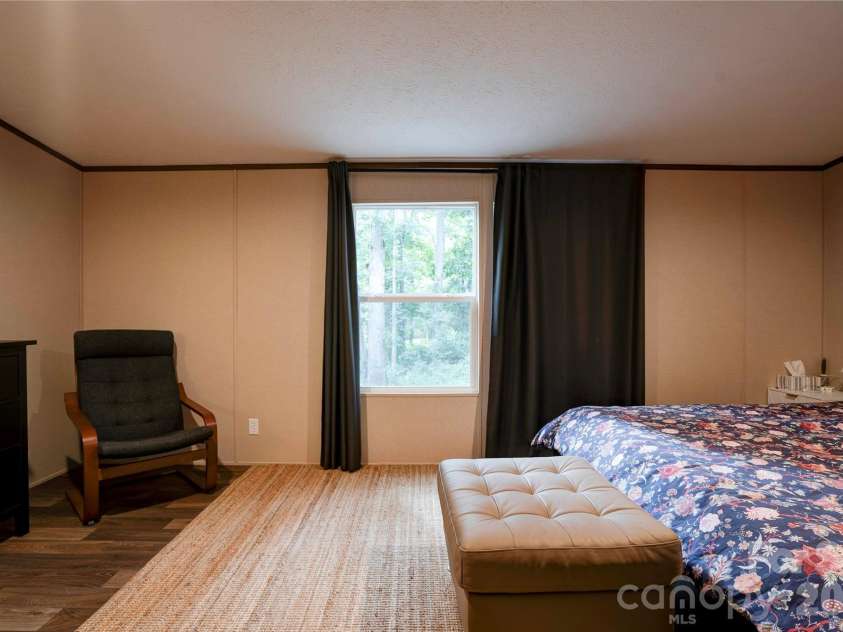 737 Pleasantdale Drive, Shelby, NC 28150.  MLS# CAR4416272, YatesRealty ID 45698. 