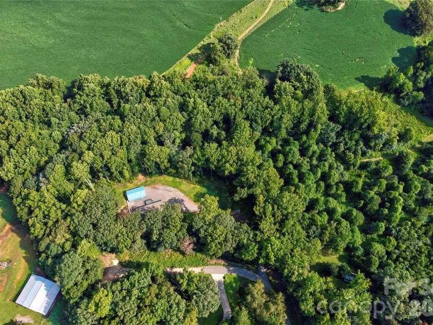 737 Pleasantdale Drive, Shelby, NC 28150.  MLS# CAR4416272, YatesRealty ID 45698. 